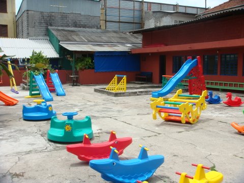 CRECHE 2009 047